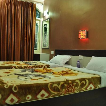 Hotel Kiran Palace Varanasi Eksteriør billede