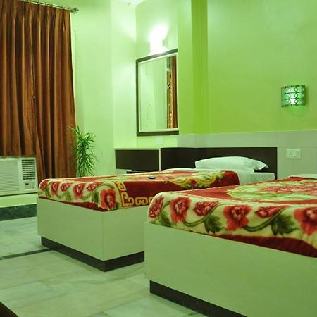 Hotel Kiran Palace Varanasi Eksteriør billede