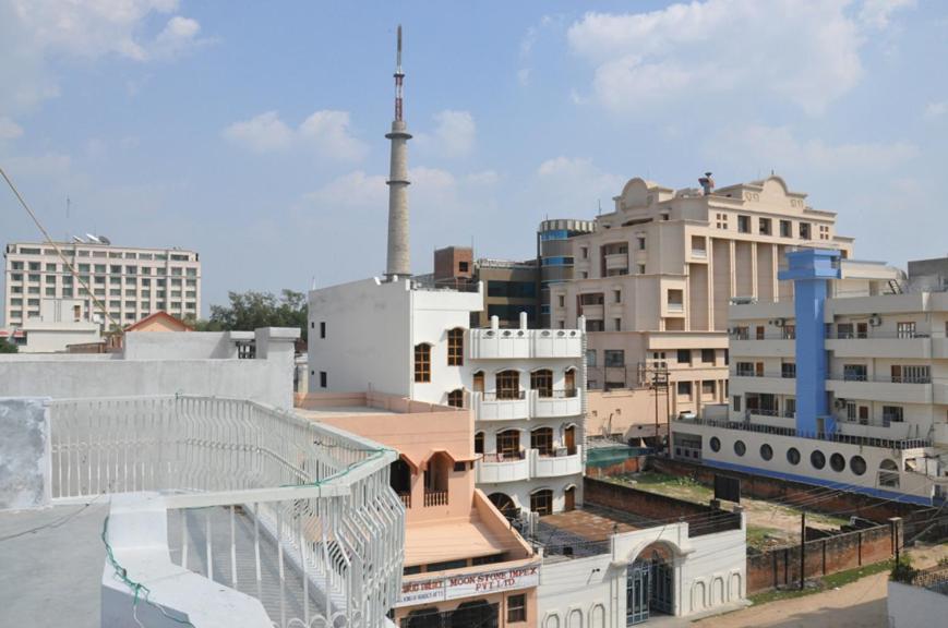 Hotel Kiran Palace Varanasi Eksteriør billede